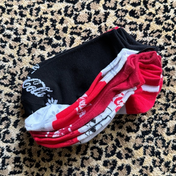 Coca-Cola no-show socks (NWT) - Picture 6 of 6